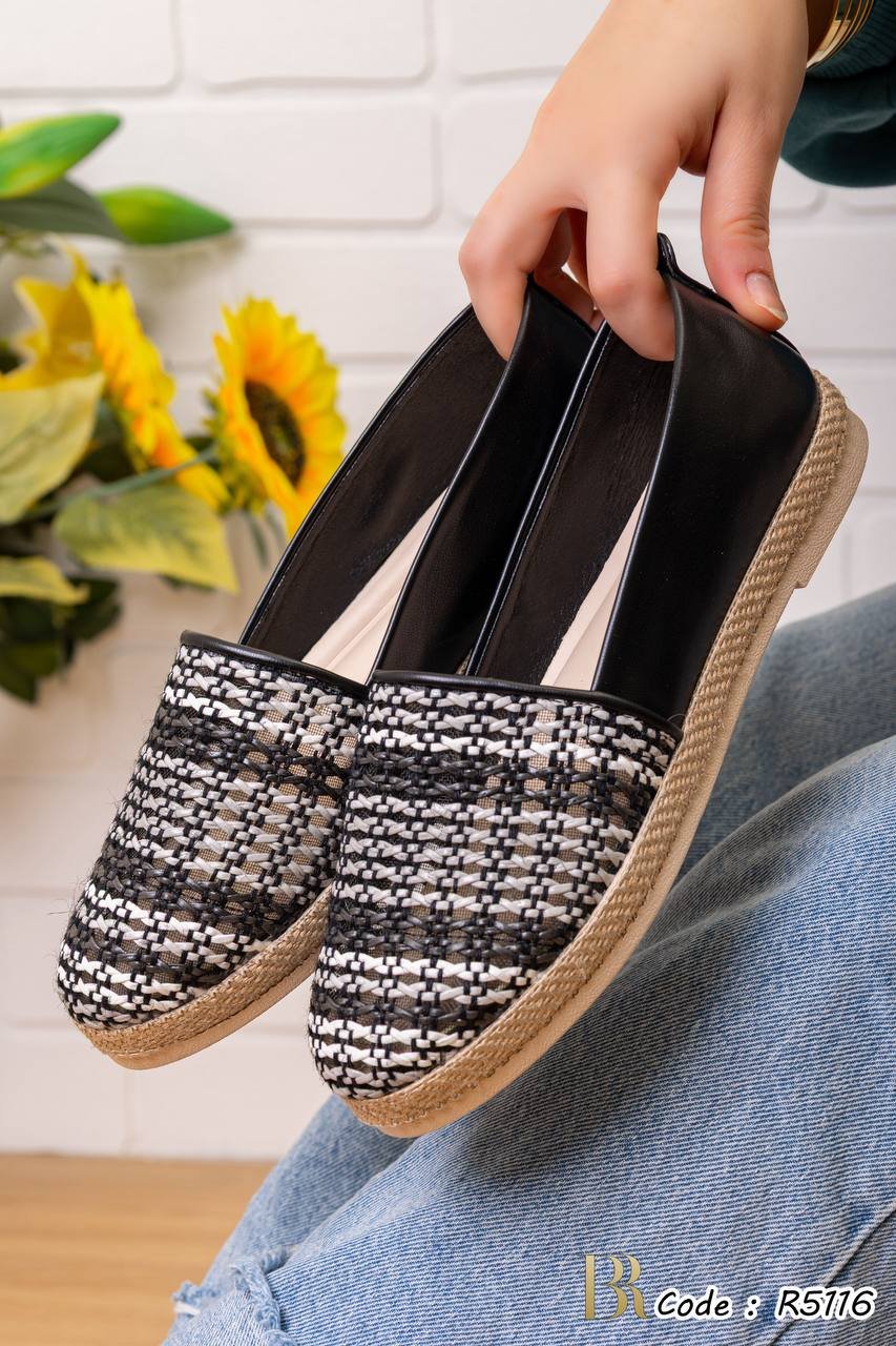 شوز هاند مايد ترندي